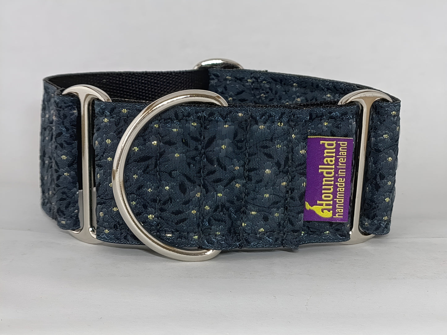 black martingale dog collar