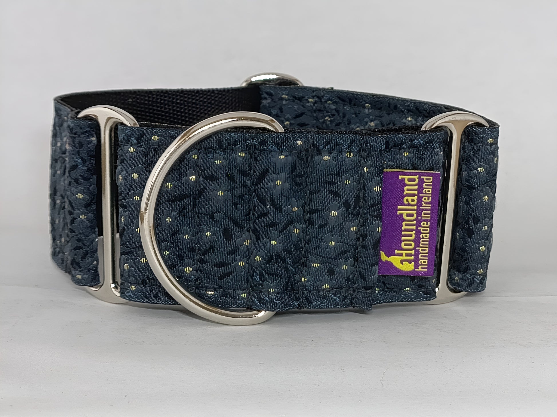 black martingale dog collar